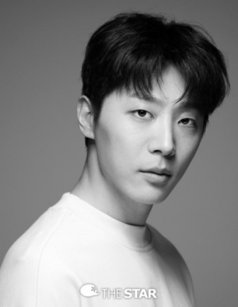 Син Хён Су / Shin Hyun Soo / 신현수
