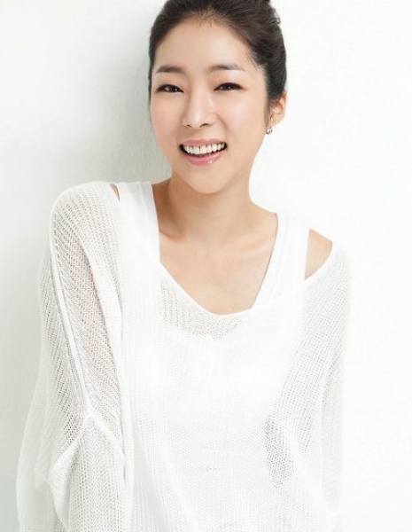 Син Ю Чжу / Shin Yoo Joo / 신유주