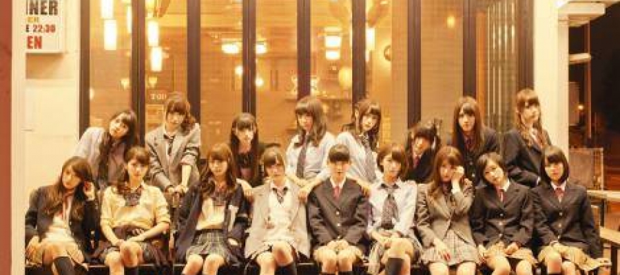 Новый сингл Nogizaka46 возглавил недельный рейтинг синглов Oricon