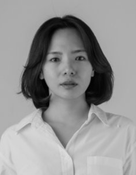 Са Мин Гён / Sa Min Kyung /  사민경