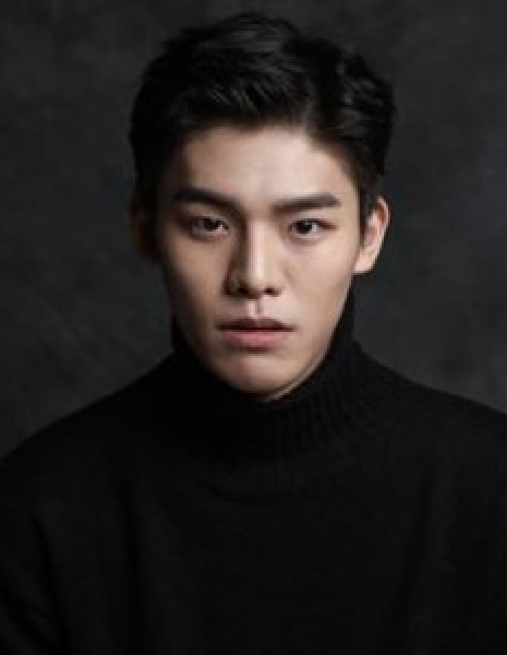 Ким Тхэ Чжон  / Kim Tae Jung (male) /  김태정