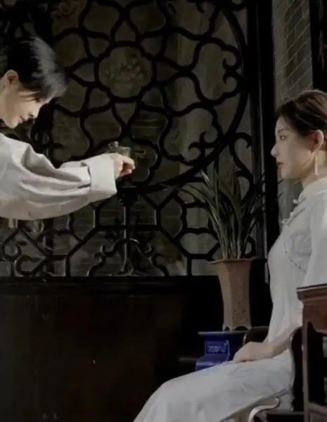 Всё, что он может тебе дать, я тоже могу / Everything He Can Give You, I Can Too  /  他能给你的一切，我也能给你