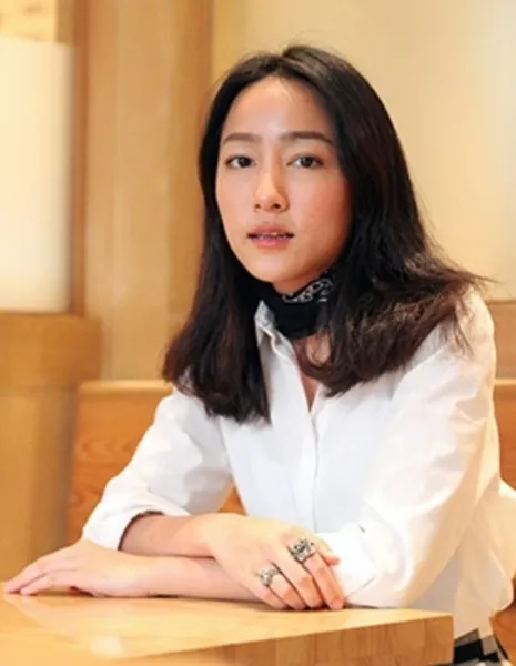 Chanicha Boonpanuvijit / Chanicha Boonpanuvijit /  ชณิฌา บุญภาณุวิจิตร