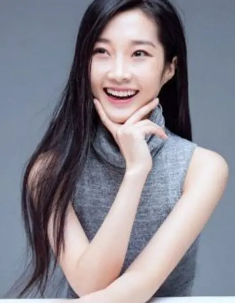 Хэ Синь Чжу / He Xin Zhu /  何欣烛