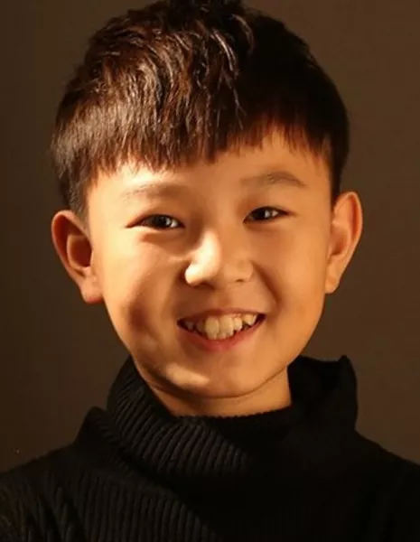 Юэ Бай Хань / Yue Bai Han / 岳柏翰