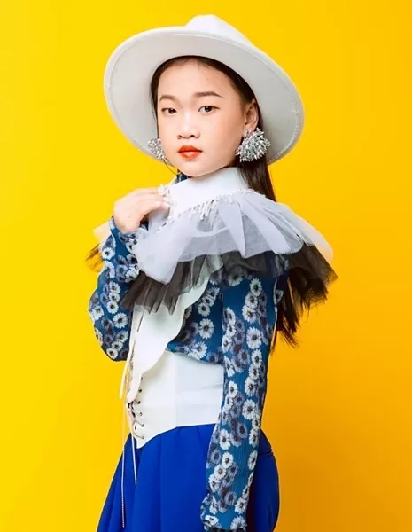  Ян Синь Синь / Yang Xin Xin / 杨昕欣 - Азияпоиск - Дорамы, фильмы и музыка Азии