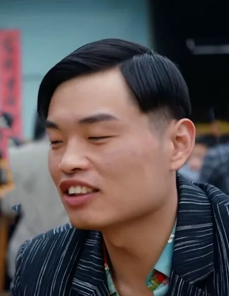 Жун Вэй Фэн / Rong Wei Feng / 戎威峰