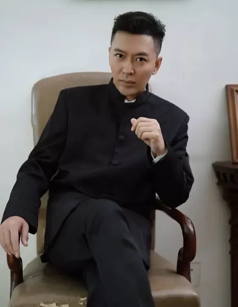 Оскар Хэ / Oscar He / 贺根启尔