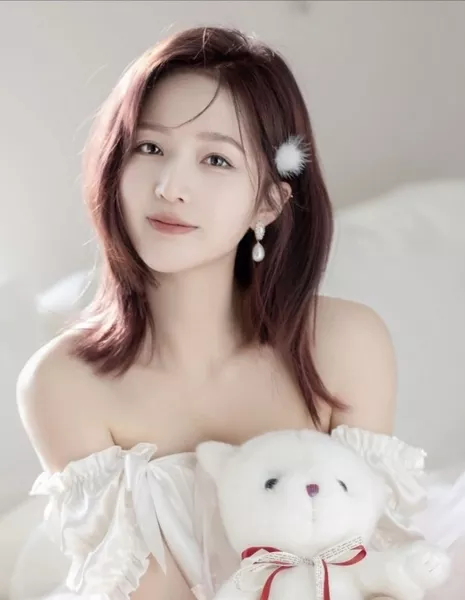 Ван Сяо Ши / Wang Xiao Shi / 王晓诗