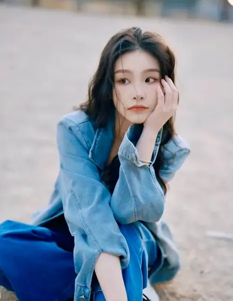 Цзинь Цзинь цань / Jin Jin Can / 金锦灿