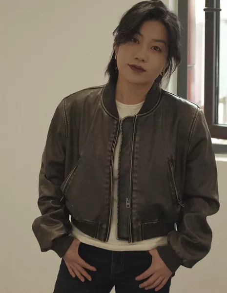 Ли Сю И / Li Xiu Yi /  李秀怡