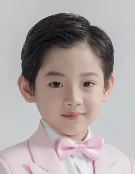 Хуан Яо Хун / Huang Yao Hong / 黄耀鸿