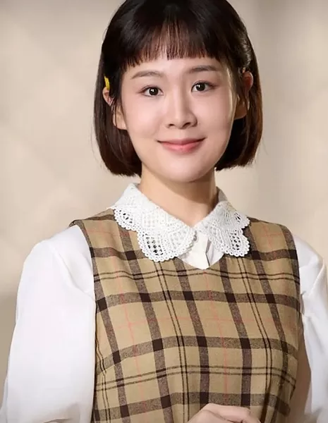  Хэ И Шань / He Yi Shan / 何宜珊