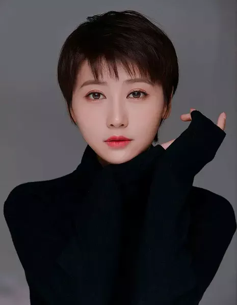 Чжао Цянь Хуэй  / Zhao Qian Hui / 趙千惠