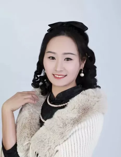 Чжоу Жу Лань / Zhou Ru Lan / 周如兰