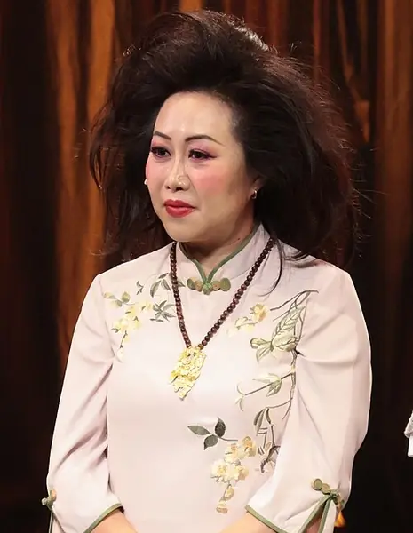 Ву Лай Ин / Wu Lai Ying / 胡麗英