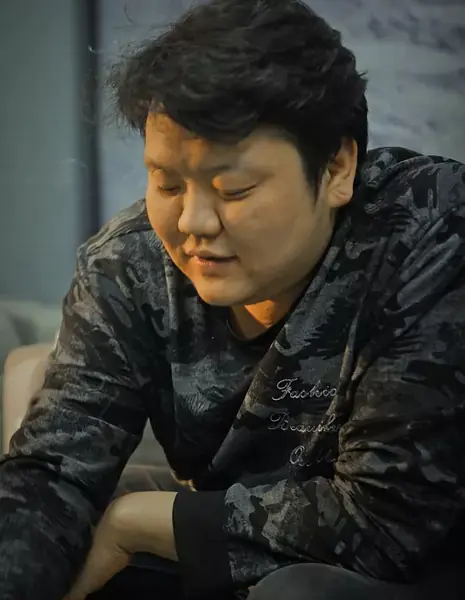 Чжоу Ян Фань / Zhou Yang Fan / 周扬帆