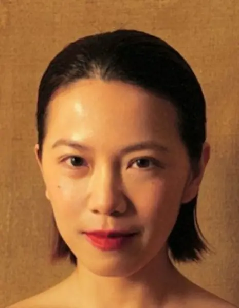 И Цяо Ляо / Yi Qiao Liao /  廖苡喬