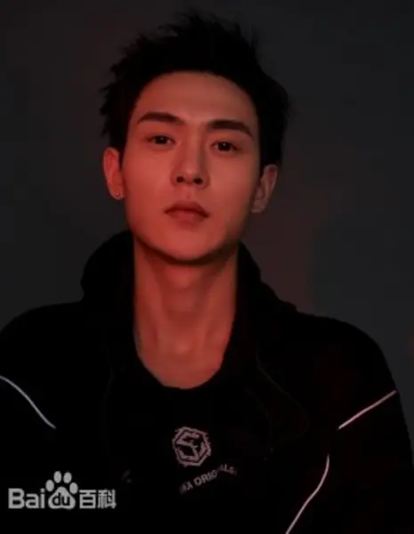 Цянь Цянь / Qian Qian (actor) / 钱谦