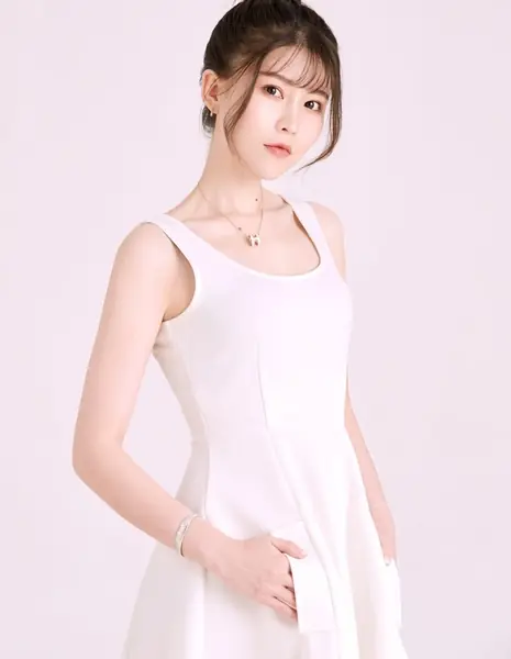 Вань Янь Хэ Чжо / Wan Yan He Zhuo / 完顏和卓