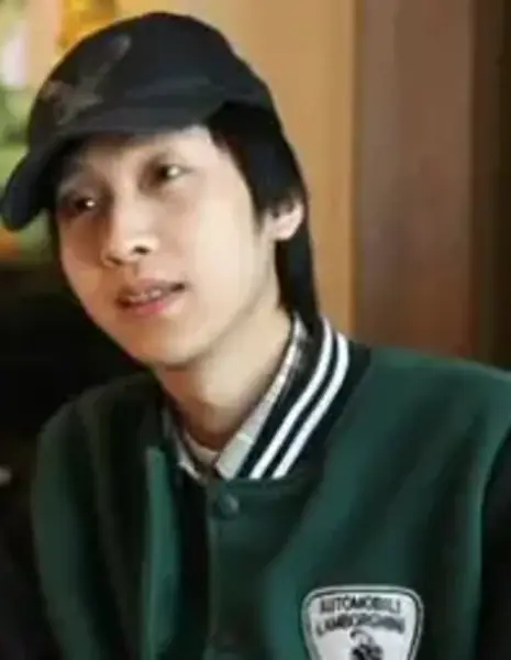 Ван Юй Фэй / Wang Yu Fei / 王豫飞