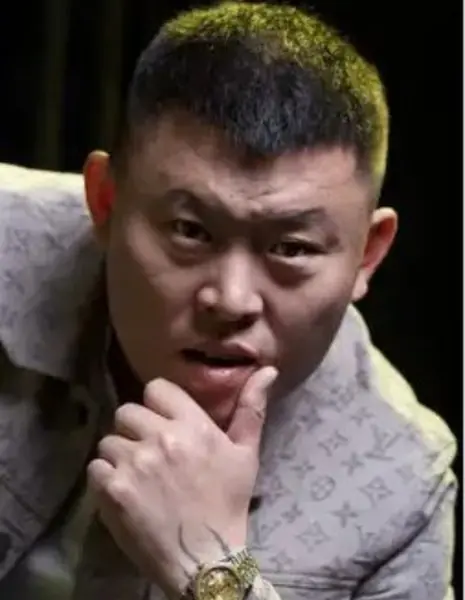  Ли Е / Li Ye / 李野