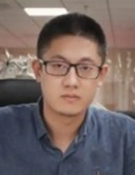 Ли И Дун / Li Yi Dong / 李屹东