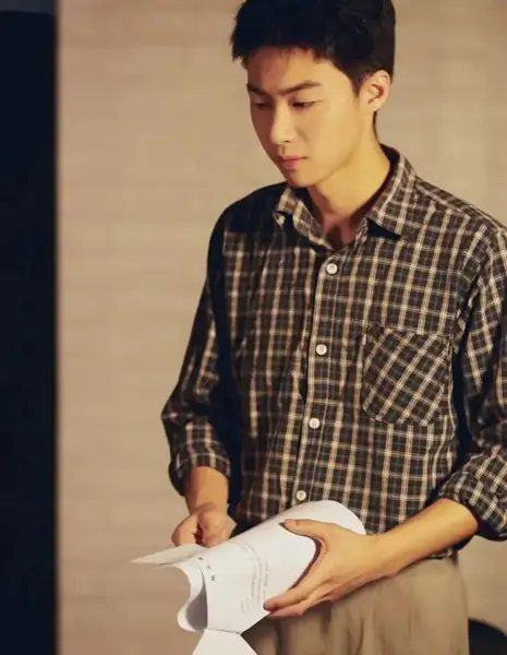 Ван Жуй Бинь / Wang Rui Bin / 王睿彬