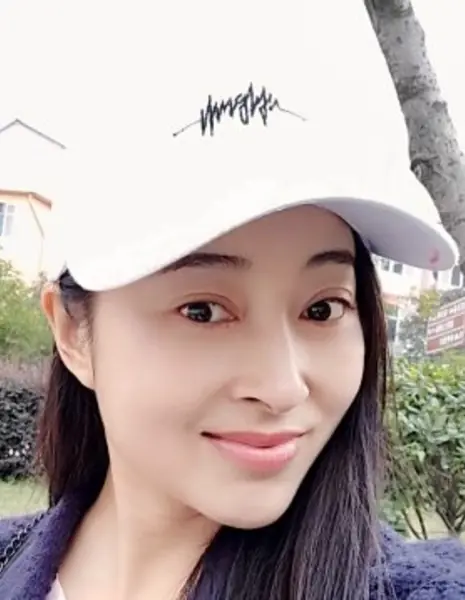 Ли Жунь Хуа / Li Run Hua / 李润华