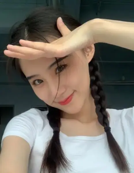 Сунь И Мин / Sun Yi Ming (actress) / 孙一鸣