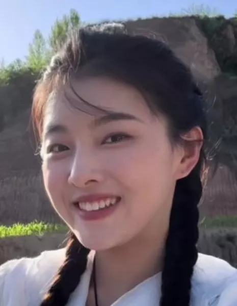 Сунь Цянь Сюнь / Sun Qian Xun /  孙芊浔 - Азияпоиск - Дорамы, фильмы и музыка Азии