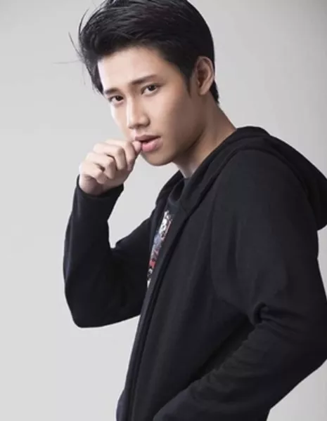 Ив Эверест Мо / Eve Everest Moe /  - Азияпоиск - Дорамы, фильмы и музыка Азии