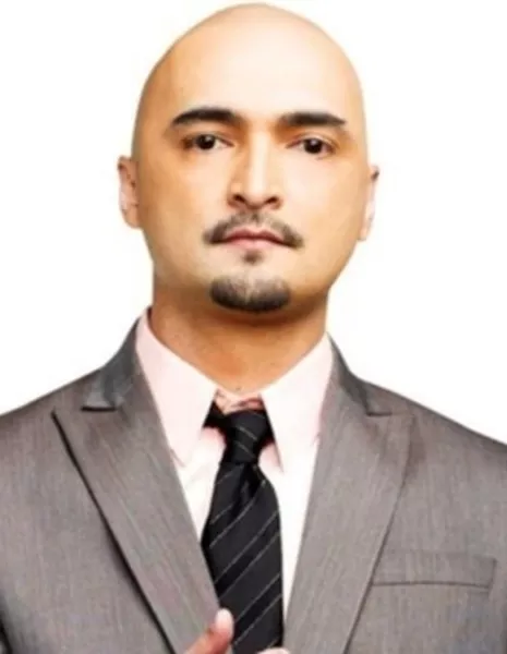 Майкл Флорес / Michael Flores /  - Азияпоиск - Дорамы, фильмы и музыка Азии