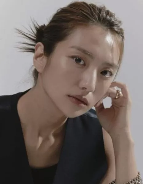 Ём Сын И / Yeom Seung Yi /  염승이