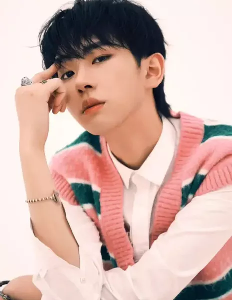 Хэ И Кэ / He Yi Ke / 何亦可