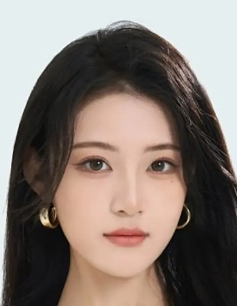  Лю И Цяо / Liu Yi Qiao /  刘艺乔