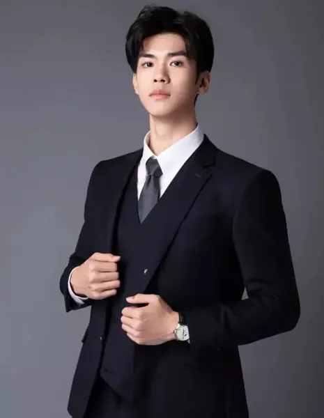 Ли Цзинь Е / Li Jin Ye / 李晋晔