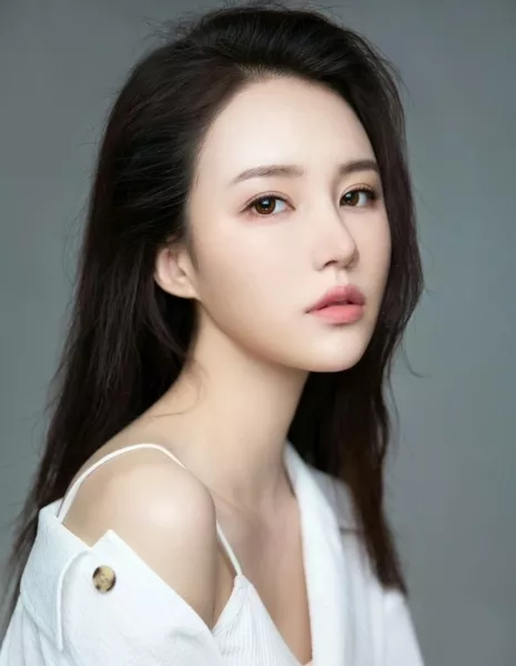 Ли Чжи Синь / Li Zhi Xin (actress) /  李芷欣