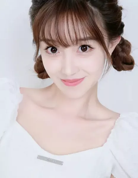 Лю Цзи Сянь / Liu Zi Xian / 刘姿籼