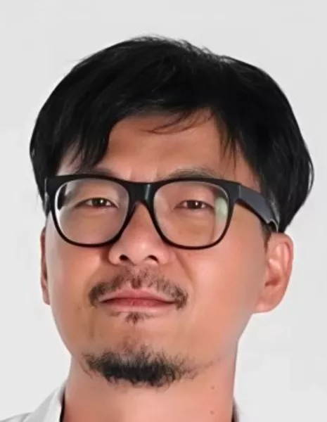 Чик Сакон Тиачароен / Chik Sakon Tiacharoen /  สกล เตียเจริญ