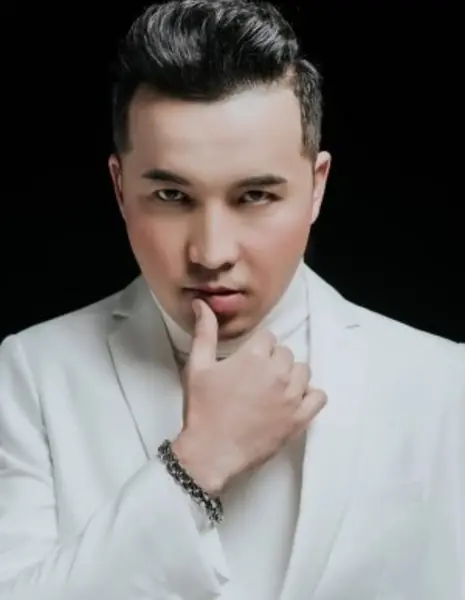 Шань Лай / Shan Lai /  山来