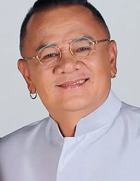 Нон Ченъим Пиячот / Nong Chernyim /  นงค์ เชิญยิ้ม