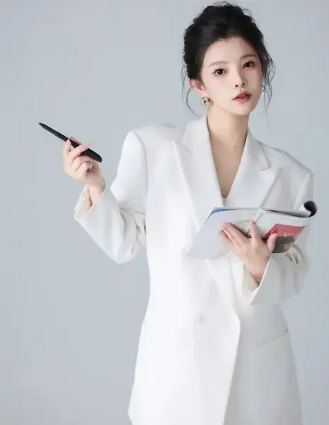 Вань Пэй Линь / Wan Pei Lin / 万霈麟