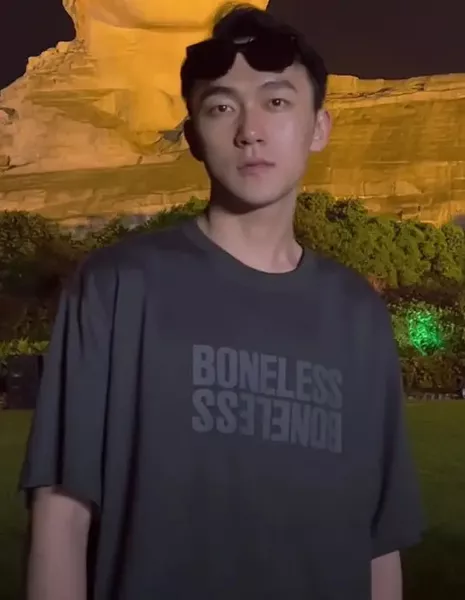 Ван Цзи И / Wang Zi Yi (3) / 王梓屹