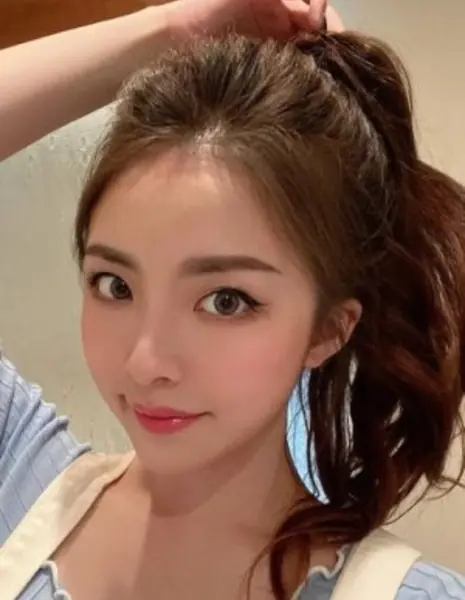 Шанталь Белль / Chantale Belle /  贝依霖