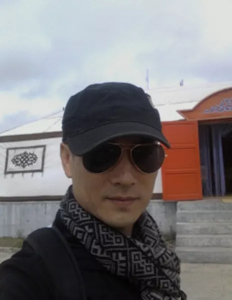 Ян Цзюнь Бай / Yang Jun Bai / 杨均柏