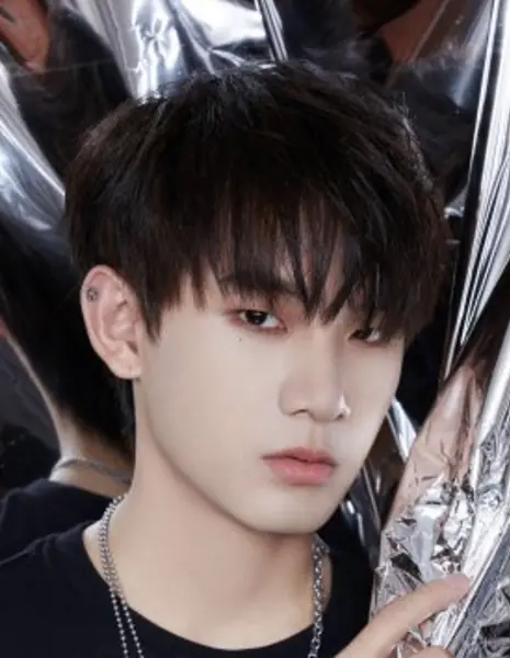 Яо Чэнь / Yao Chen (1998) / 姚琛