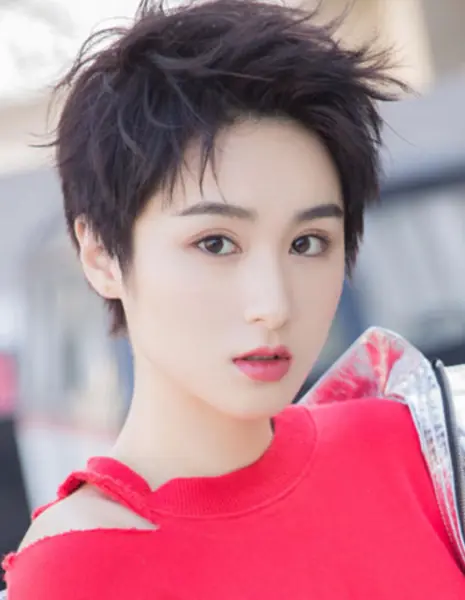 Юань И / Yuan Yi /  袁艺