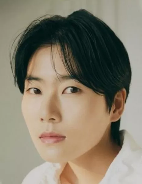 Аn Юн Джин / Ahn Yoon Jin /  안윤진