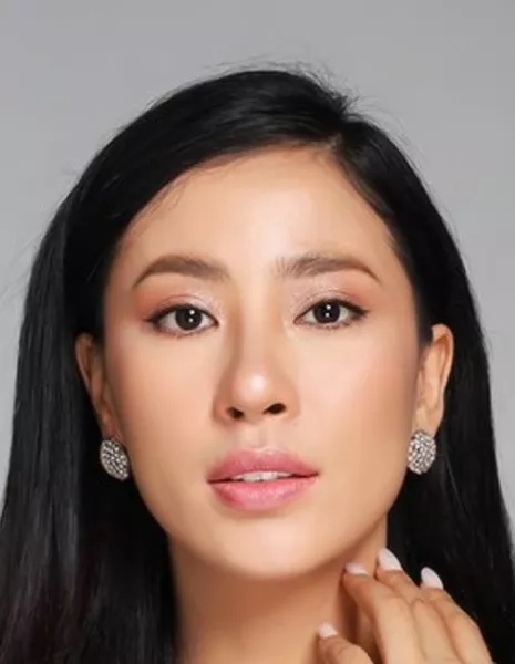 Хнин Туэй Ю Аунг / Hnin Thway Yu Aung / နှင်းသွေးယုအောင်